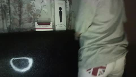 Megan and sophi online show from 12.16.24