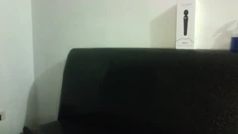 Megan and sophi online show from 02.04.25