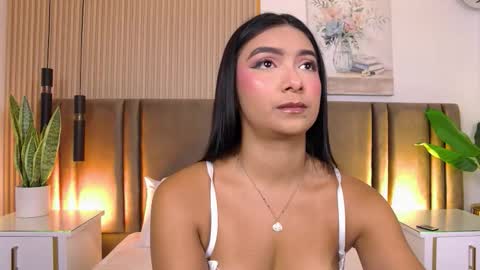 Carolina Paez online show from 01.12.26