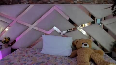     online show from 12.02.25