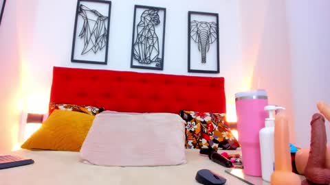 Megan online show from 02.15.25