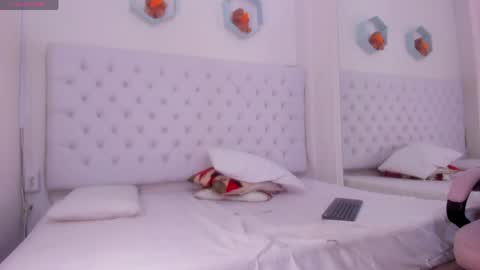 Megan online show from 04.09.26