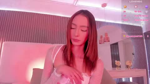 MEGAN online show from 04.17.26