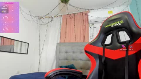 Snapshot of megan_kis9 chatting on 02.09.25 megan online show from 02.09.25