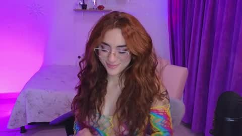                 Laura                 online show from 03.04.25