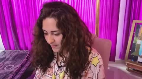                 Laura                 online show from 07.08.26