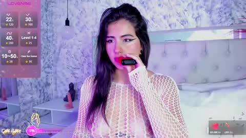 MEGAN  online show from 02.05.25