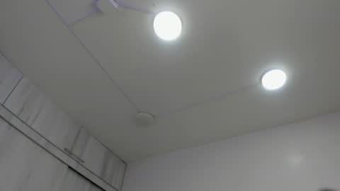 Snapshot of megan_rous2 chatting on 10.28.25 megan online show from 10.28.25