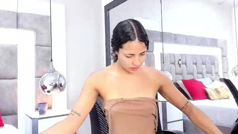 Snapshot of megan_siner chatting on 11.16.25 Megan Siner online show from 11.16.25