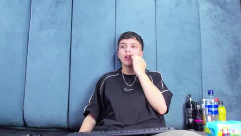 megan_thompsonn_ online show from 03.25.26