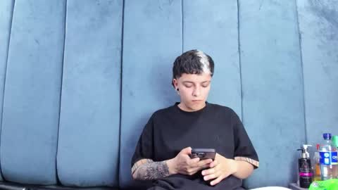 megan_thompsonn_ online show from 05.06.26