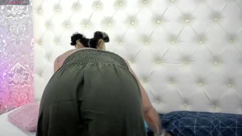 megan_tower online show from 04.18.26