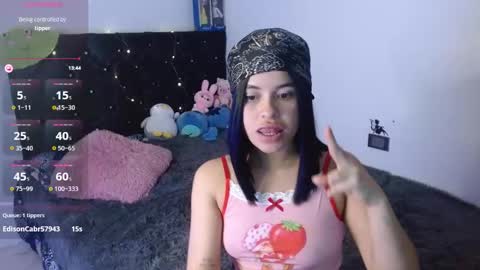 Carolina online show from 11.26.25