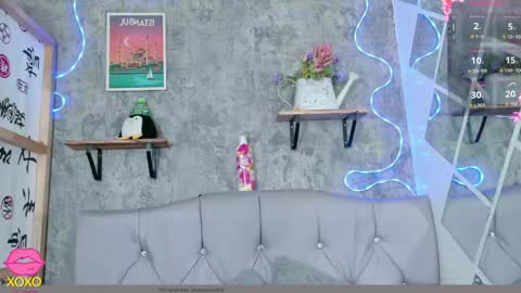 Snapshot of megan_xoxo1 chatting on 12.01.25 Megan online show from 12.01.25