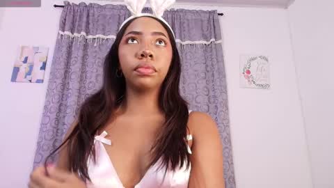 Snapshot of meganbarko chatting on 11.01.25 megan online show from 11.01.25