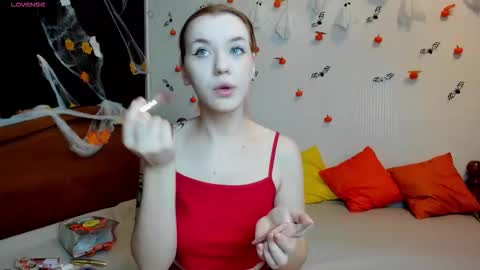 Snapshot of megancat333 chatting on 11.11.25 megancat333 online show from 11.11.25