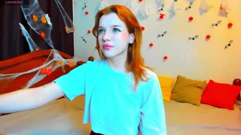 Snapshot of megancat333 chatting on 11.14.25 megancat333 online show from 11.14.25