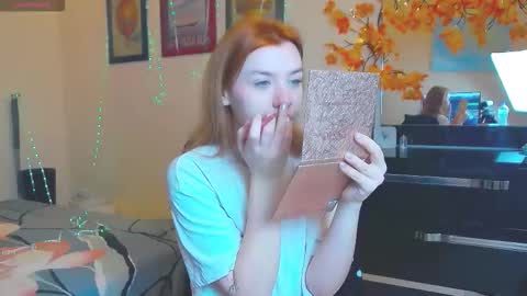 Snapshot of megancat333 chatting on 12.21.25 megancat333 online show from 12.21.25