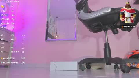 Megan  online show from 02.25.25