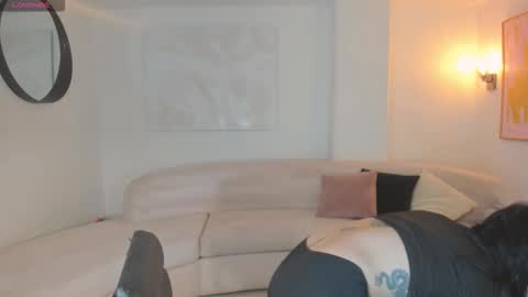 Megan Cross online show from 11.04.25