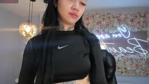 Megan Cross online show from 11.17.25