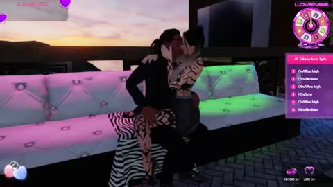 Snapshot of meganfantastic chatting on 09.29.25 Megan online show from 09.29.25