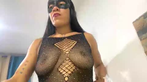 Snapshot of meganharry chatting on 11.02.25 meganharry online show from 11.02.25