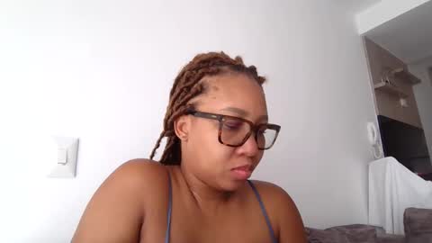 megan        online show from 04.05.26