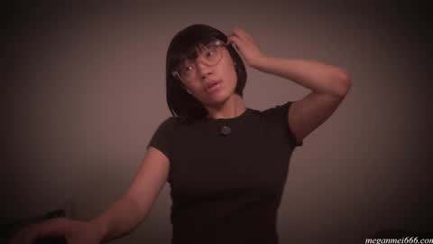 Snapshot of meganmei666 chatting on 12.03.25 for more 3 online show from 12.03.25