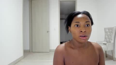 meganmir1 online show from 10.25.25