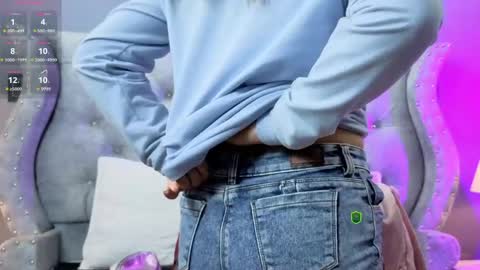 MeganM online show from 04.14.26