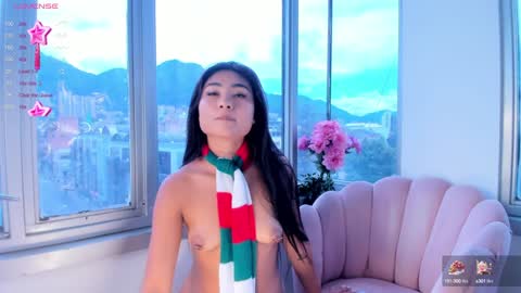 Snapshot of megann__sweet chatting on 12.20.24 Mara online show from 12.20.24