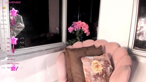 Snapshot of megann__sweet chatting on 01.07.25 Mara online show from 01.07.25