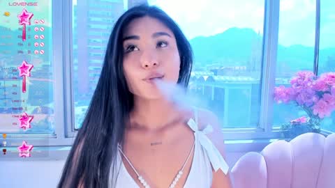 Snapshot of megann__sweet chatting on 01.13.25 Mara online show from 01.13.25