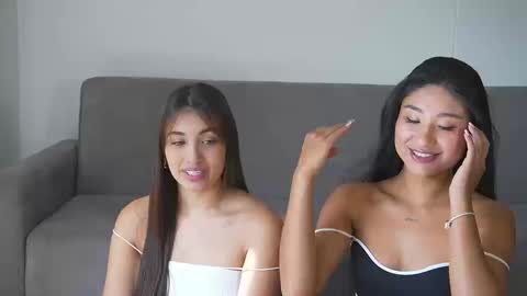 Snapshot of megann__sweet chatting on 09.11.25 Mara online show from 09.11.25