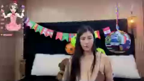 Snapshot of megann_boobs chatting on 06.22.26 Megan online show from 06.22.26