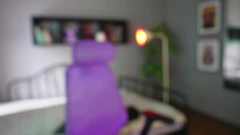 meganpeach_ online show from 11.27.25