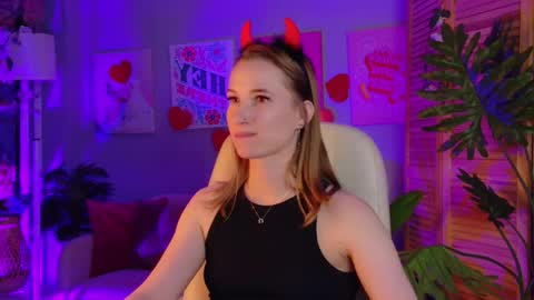 Snapshot of meganrodgers chatting on 05.27.26 megan online show from 05.27.26