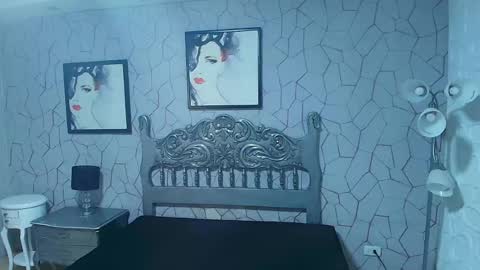 Snapshot of meganrousx chatting on 04.05.26 Megan online show from 04.05.26