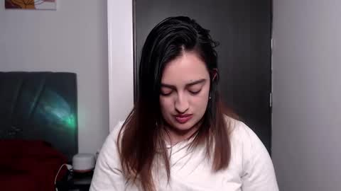 Snapshot of megansnow_ chatting on 11.27.25 MEGAN online show from 11.27.25