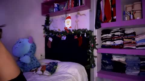 Snapshot of meganthompsonn chatting on 01.04.25 Megan online show from 01.04.25