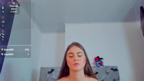 Snapshot of meganysammy chatting on 10.31.25 megansammy online show from 10.31.25