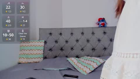 Snapshot of meganysammy chatting on 11.30.25 megansammy online show from 11.30.25