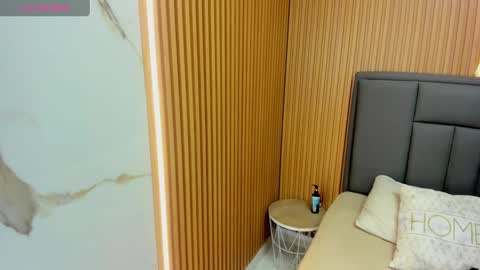 M E G A N  online show from 11.15.25