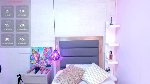 M E G A N  online show from 02.07.26