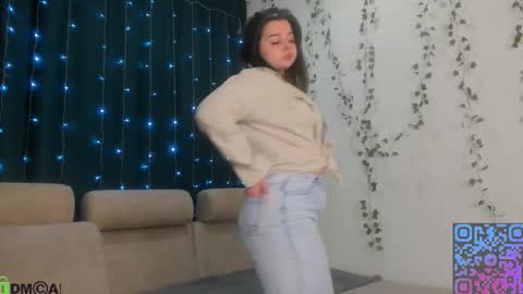 Lola online show from 10.15.25