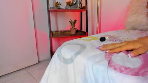 Snapshot of meggan_jade chatting on 03.07.25 Meggan online show from 03.07.25