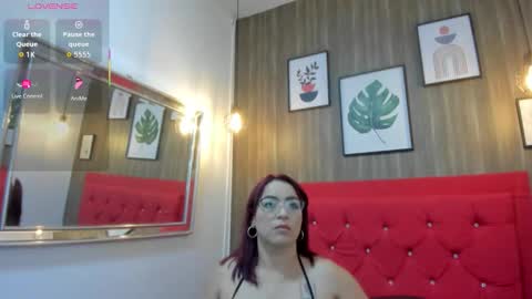 Snapshot of meggancurvy chatting on 01.13.26 meggancurvy online show from 01.13.26