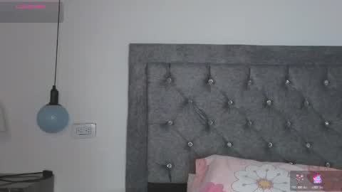 Snapshot of meghan_taylor__ chatting on 11.26.25 Meghan online show from 11.26.25