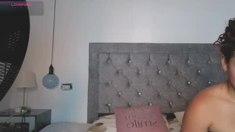 Snapshot of meghan_taylor__ chatting on 12.17.25 Meghan online show from 12.17.25